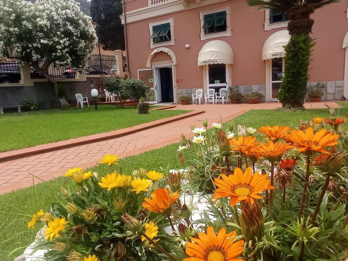 Albergo Mp Noli Exterior photo