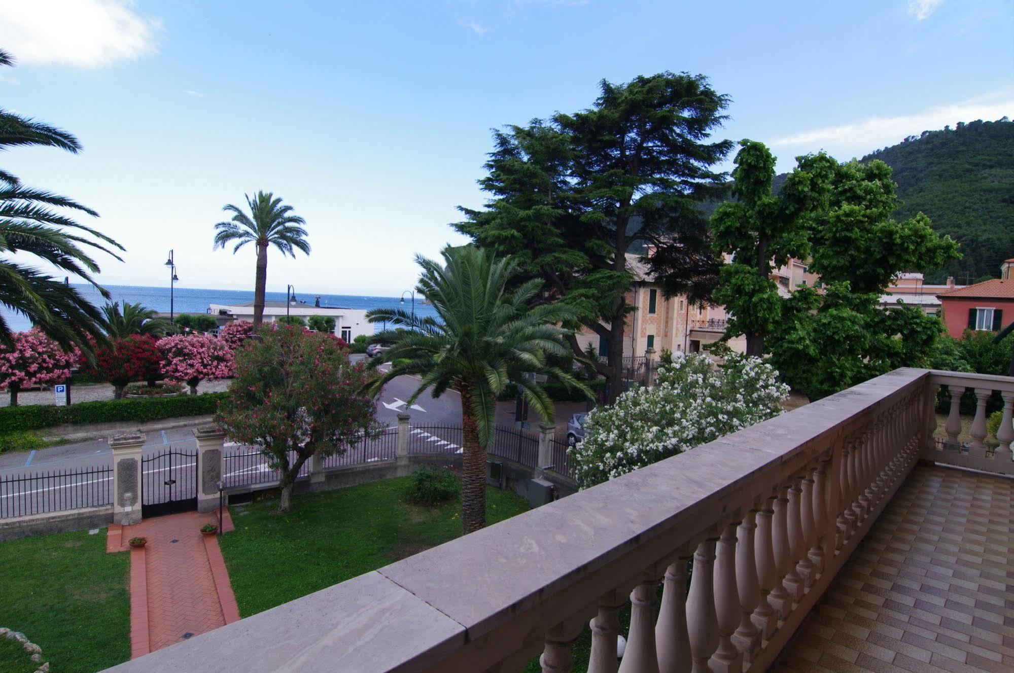 Albergo Mp Noli Exterior photo